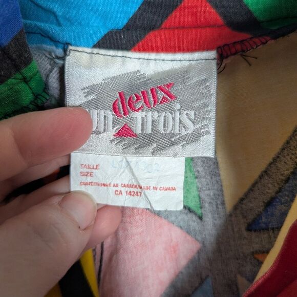 Un Deux Trois Colorful Geometric High Waist Shorts - Picture 4 of 5